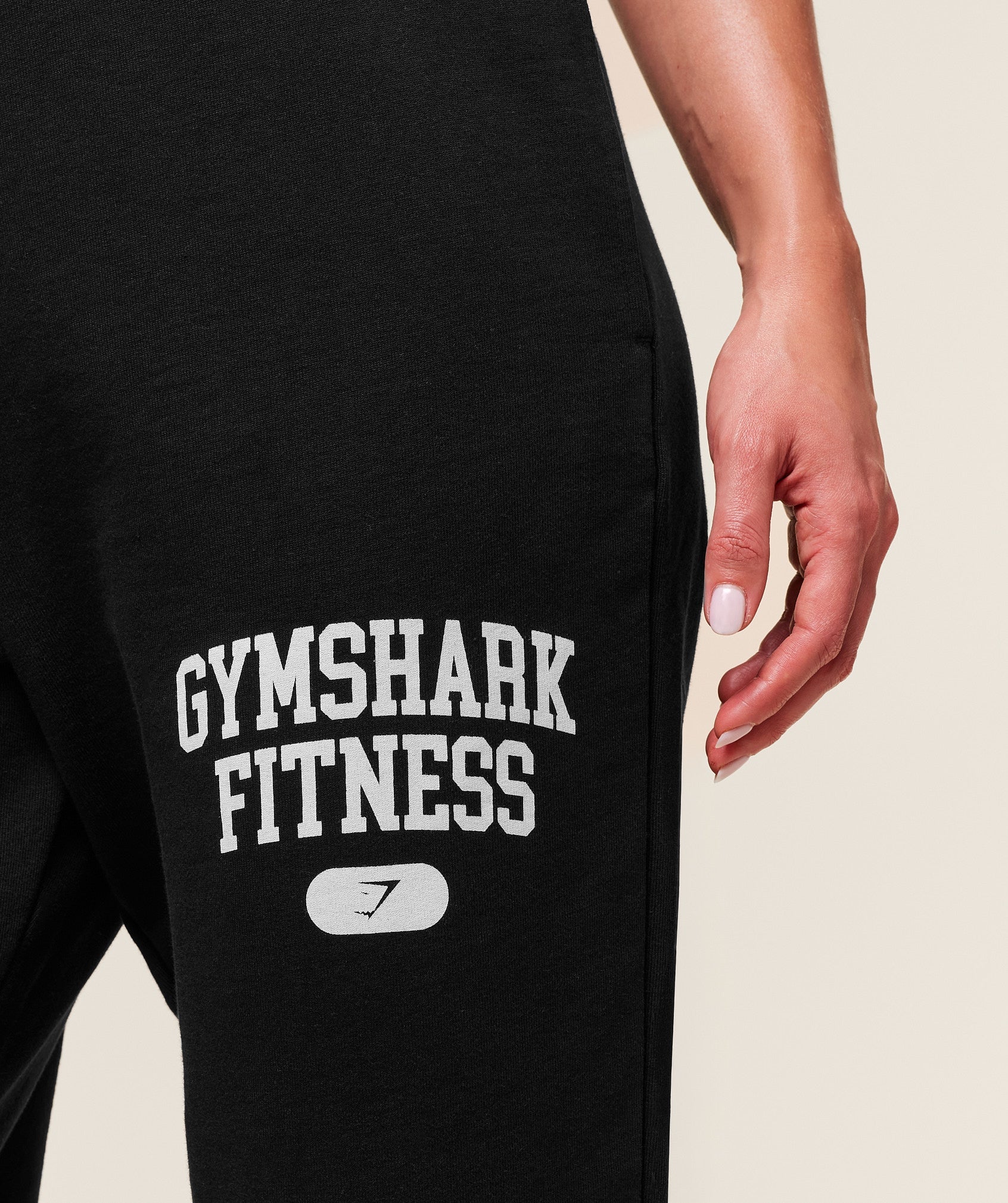 Women's Gymshark Varsity Graphic Oversized Jogger Black