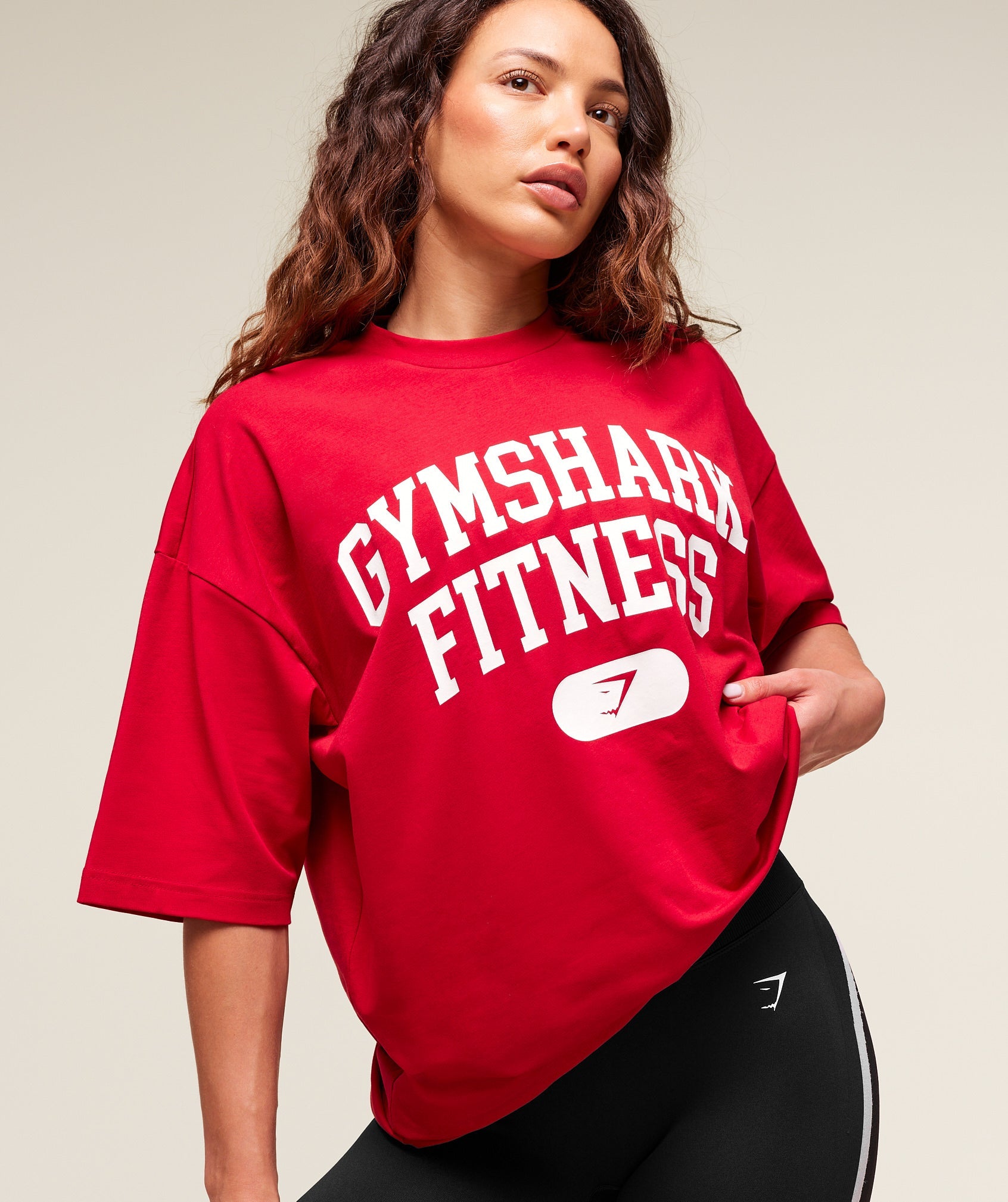 Women's Gymshark Varsity Graphic Oversized T-Shirt Conditioning Red