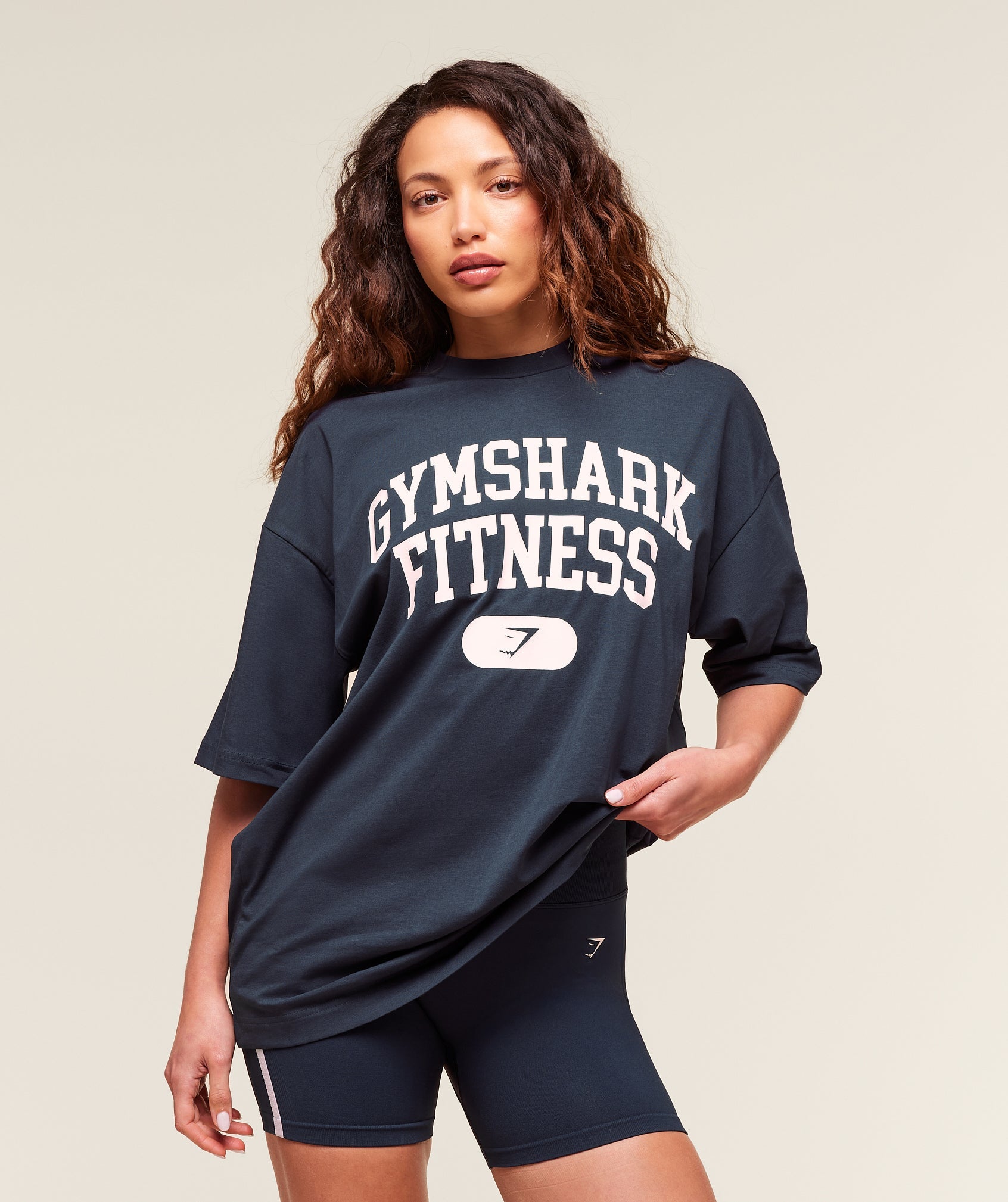 Women's Gymshark Varsity Graphic Oversized T-Shirt Heavy Blue