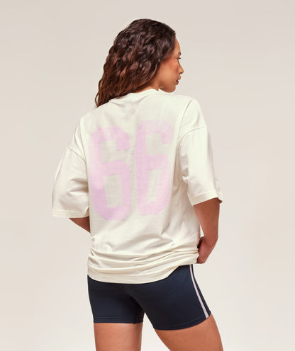 Women's Gymshark Varsity Graphic Oversized T-Shirt Soft White