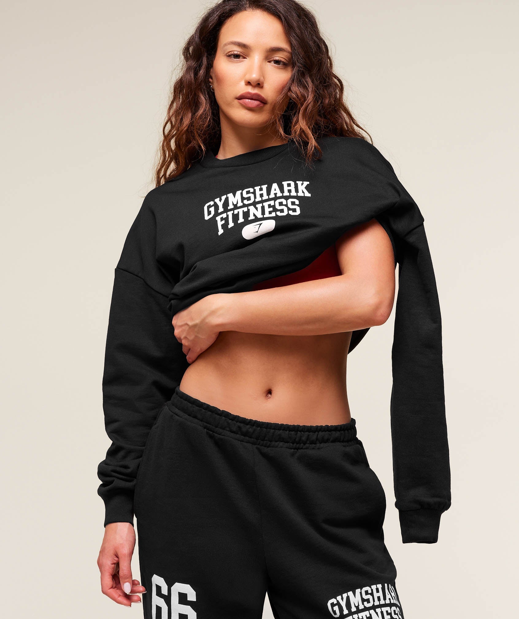 Women's Gymshark Varsity Graphic Pullover Black