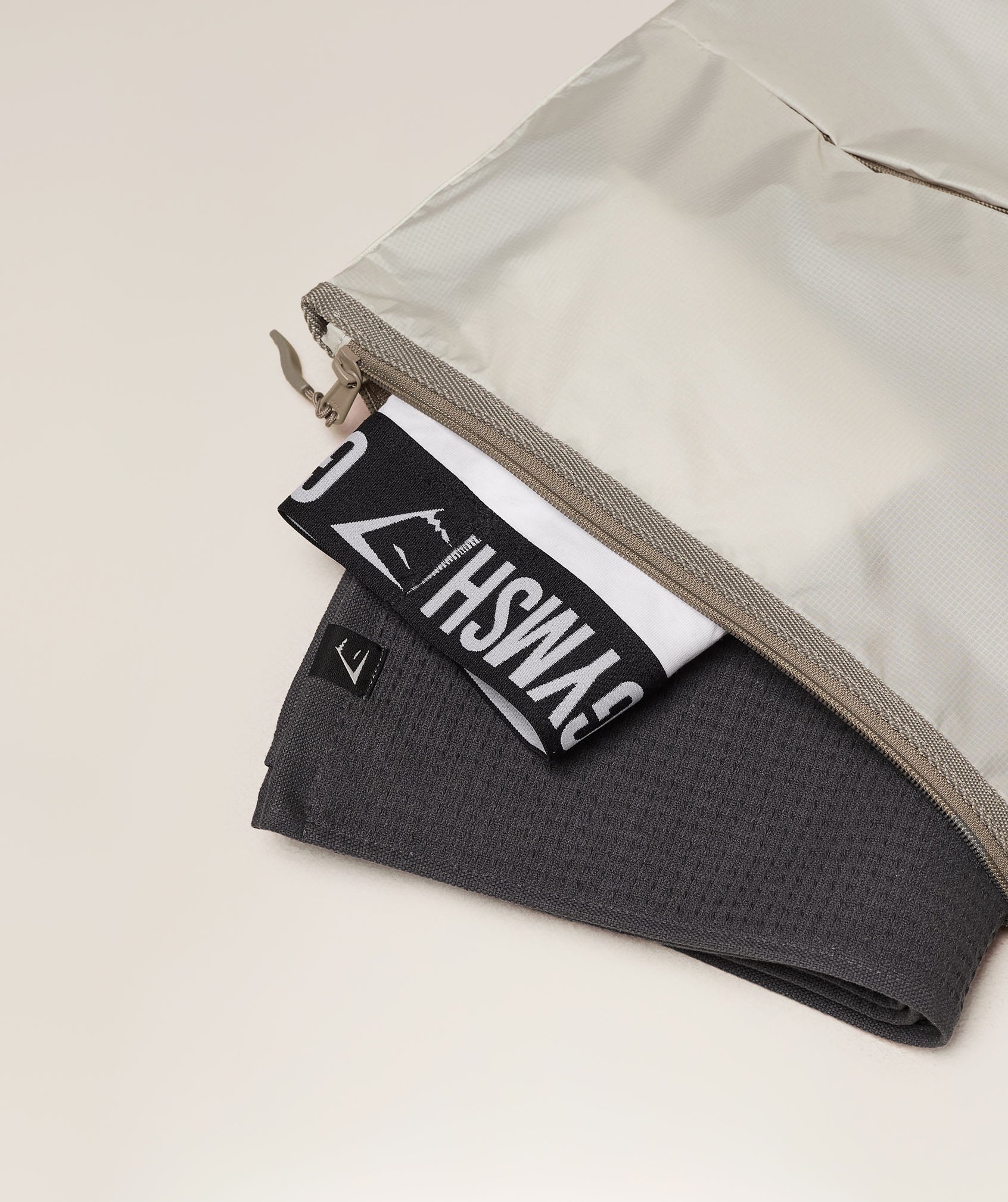 Women's Gymshark Wet Kit Bag Pebble Grey