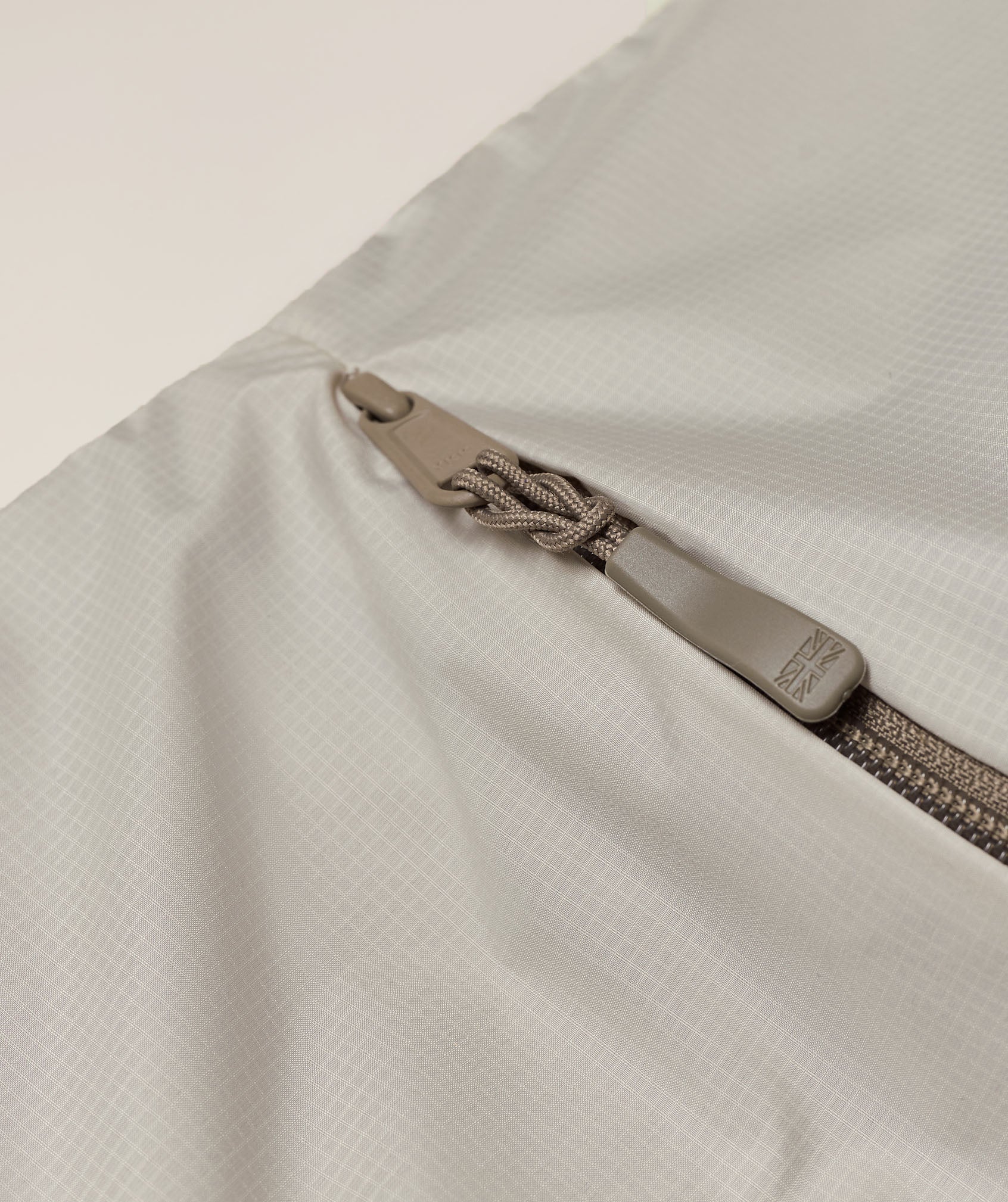 Gymshark Wet Kit Bag Pebble Grey