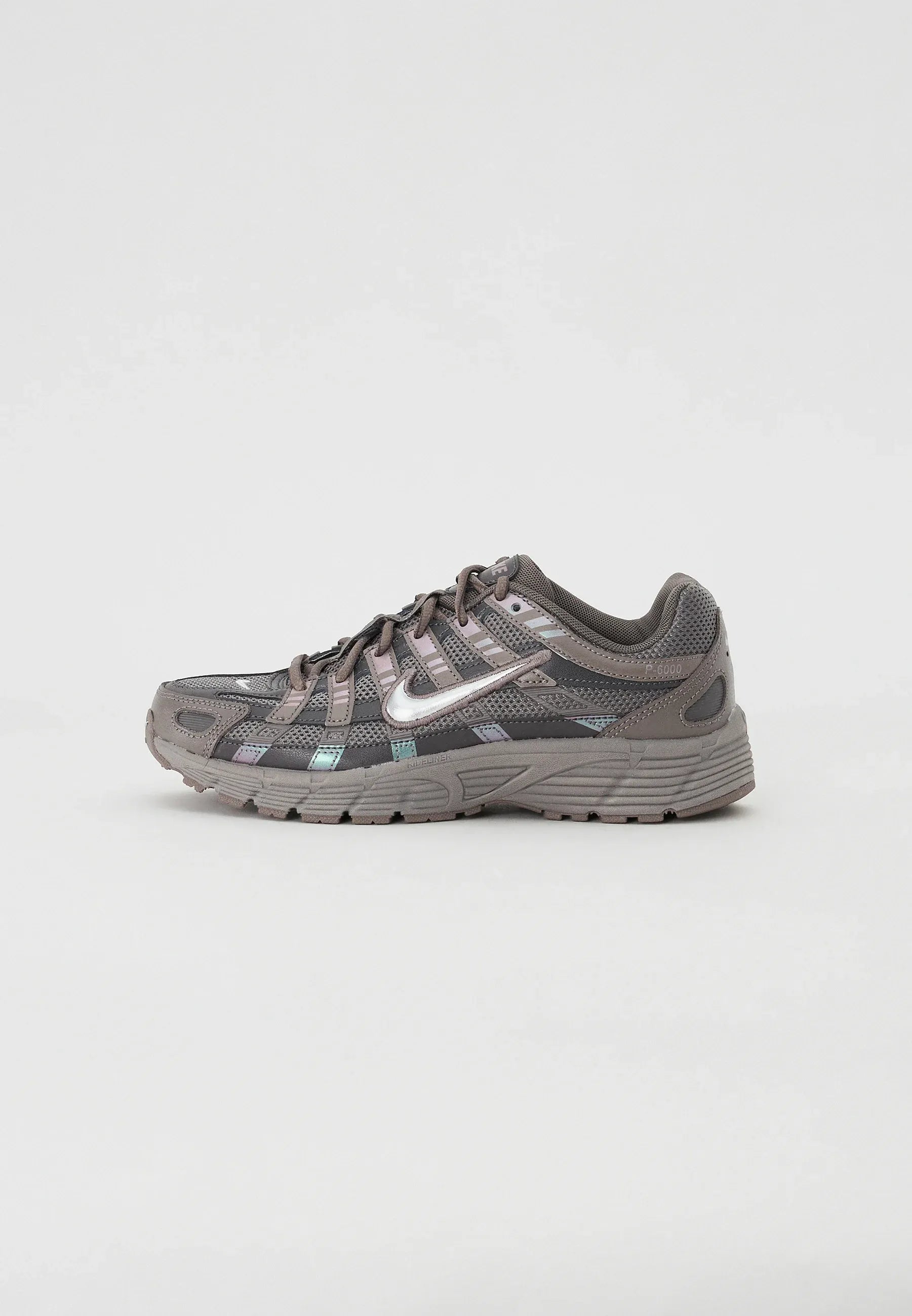 NIKE RUNNING Nike P-6000 Cave Stone Medium Ash Flat Pewter Metallic Silver
