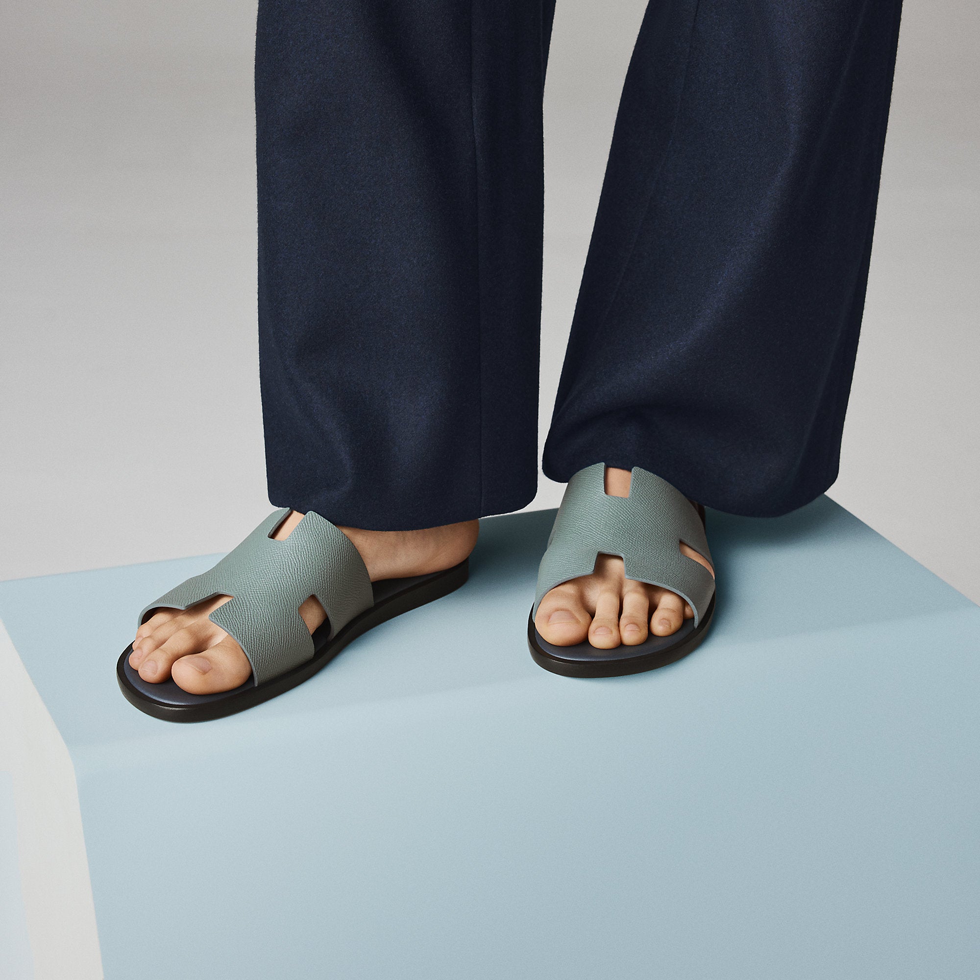  Hermes Izmir Sandal Bleu Tonnerre