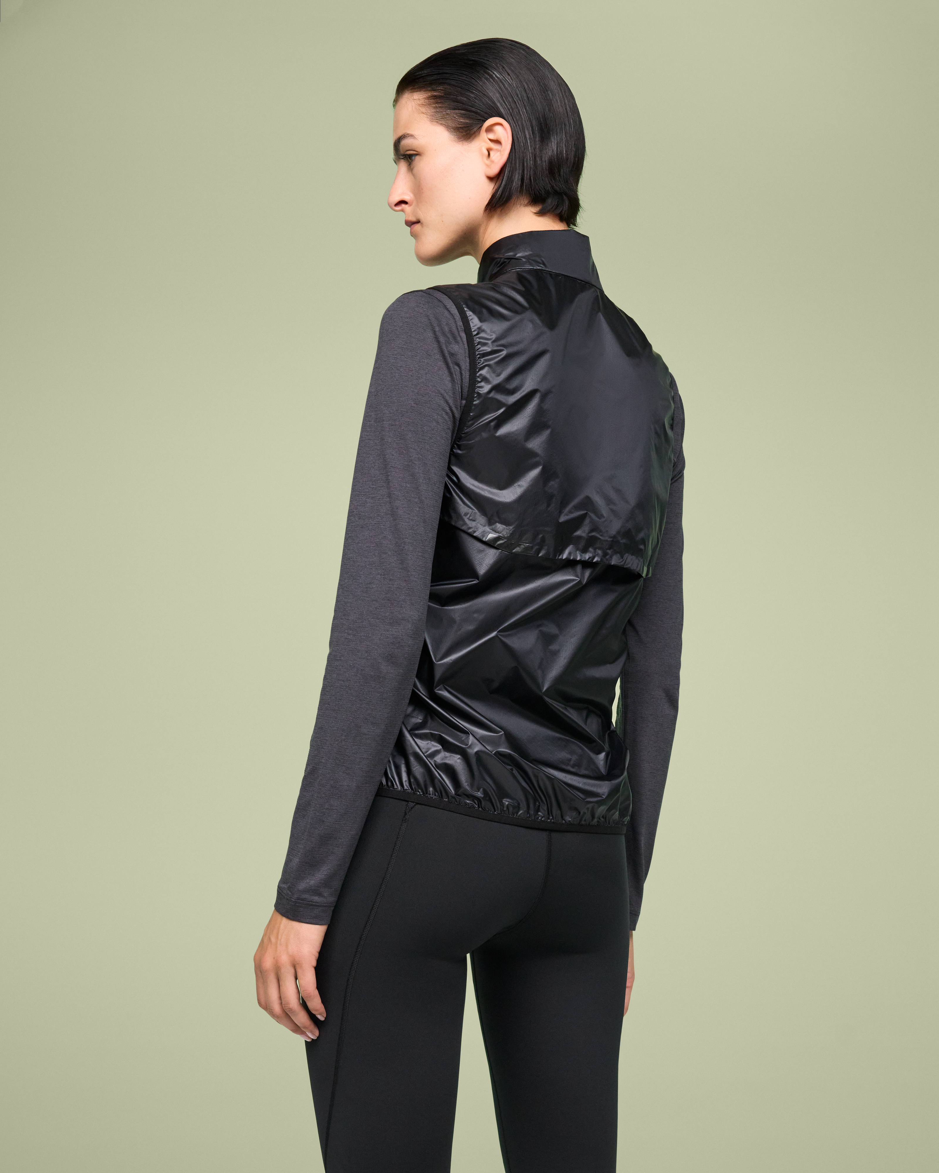 on weather vest Black (Women's)