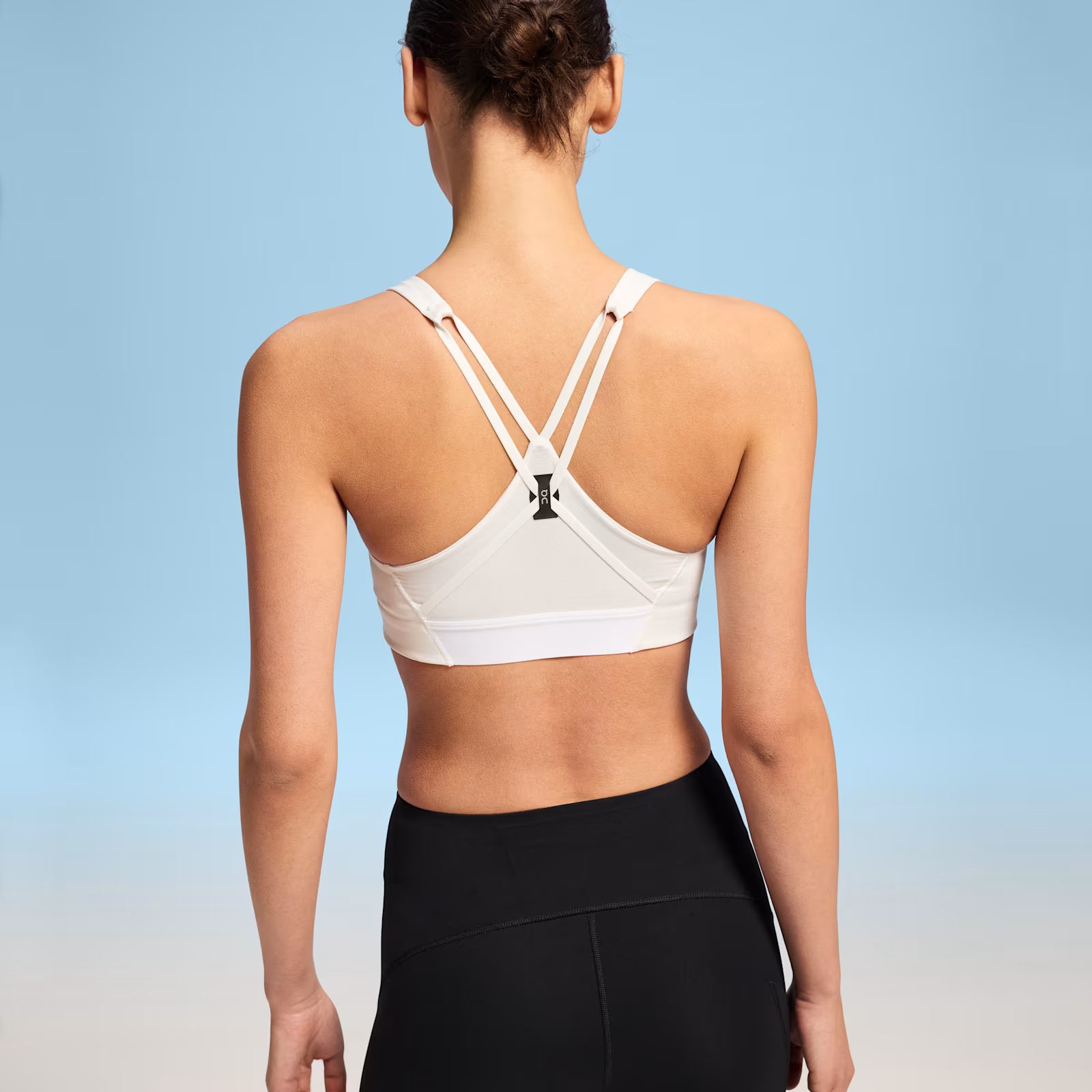On Active Bra Undyed-White (Women'S)