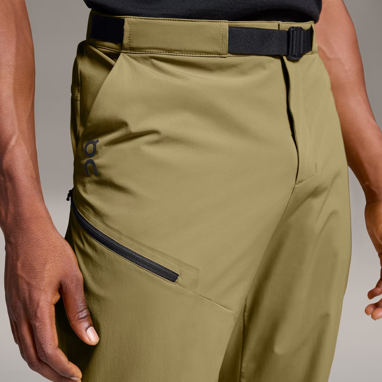 On Trek Pants Safari | Black