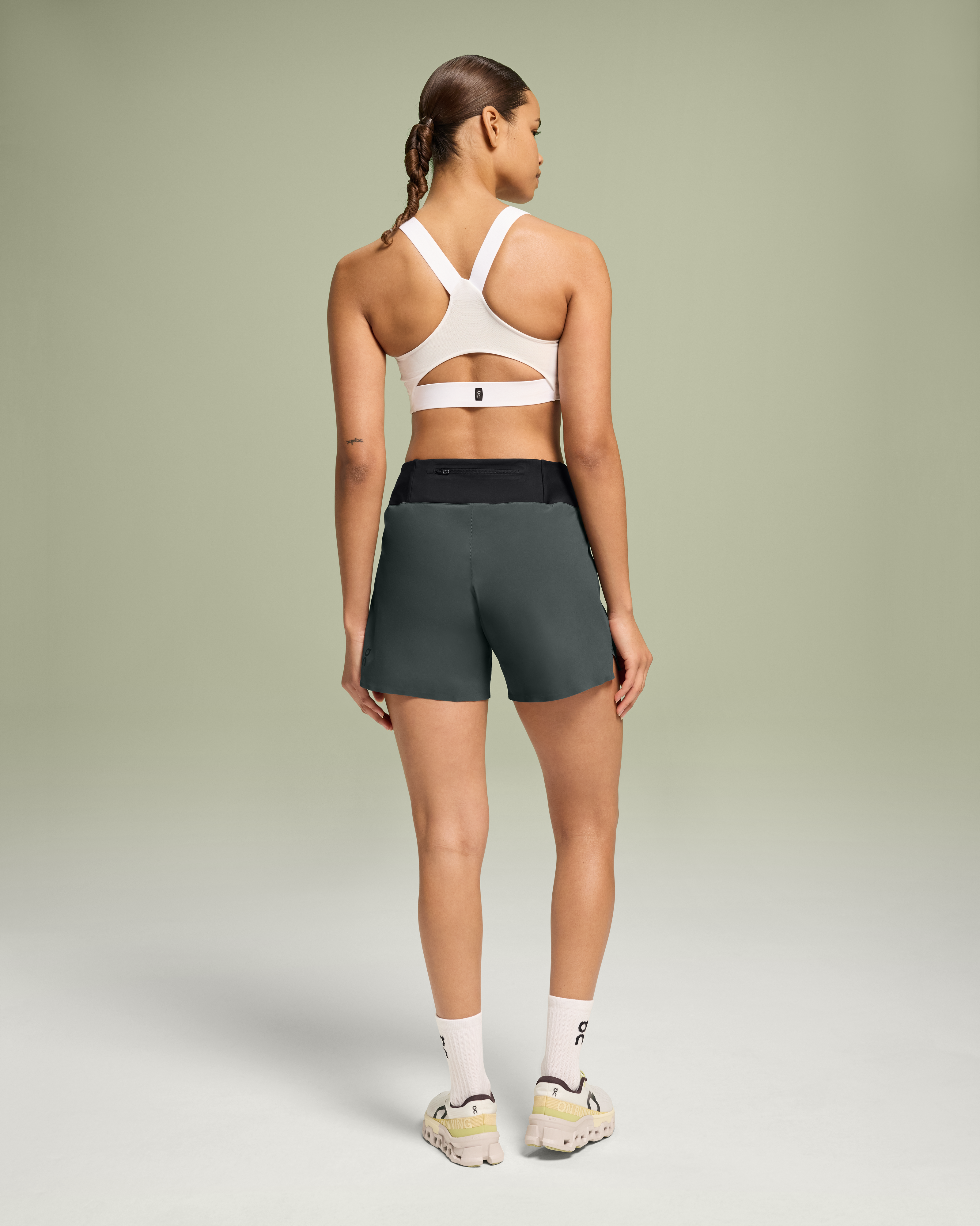 on 5" running shorts Lead | Black (Women's)