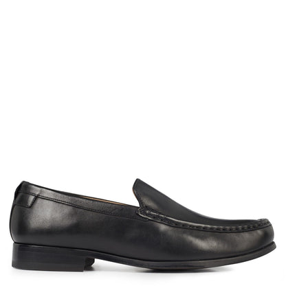  Labi Loafers Black