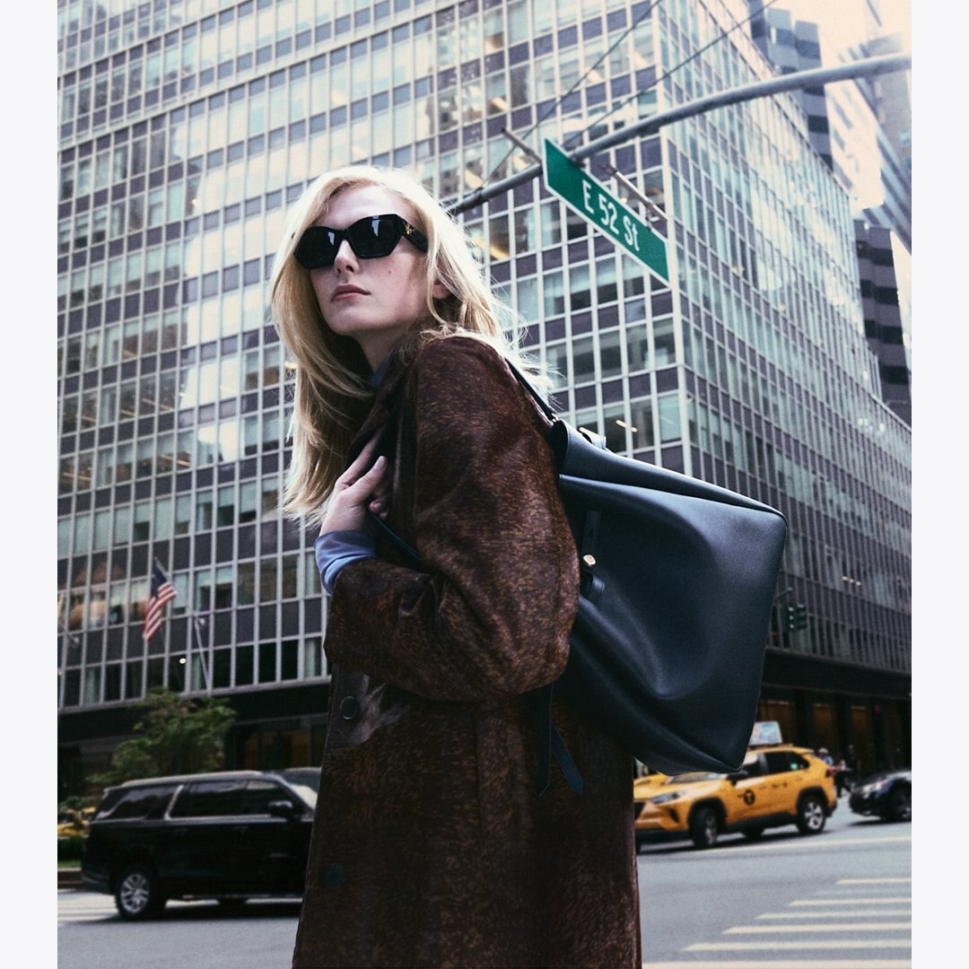 Tory Burch Large Romy Bucket Bag Black