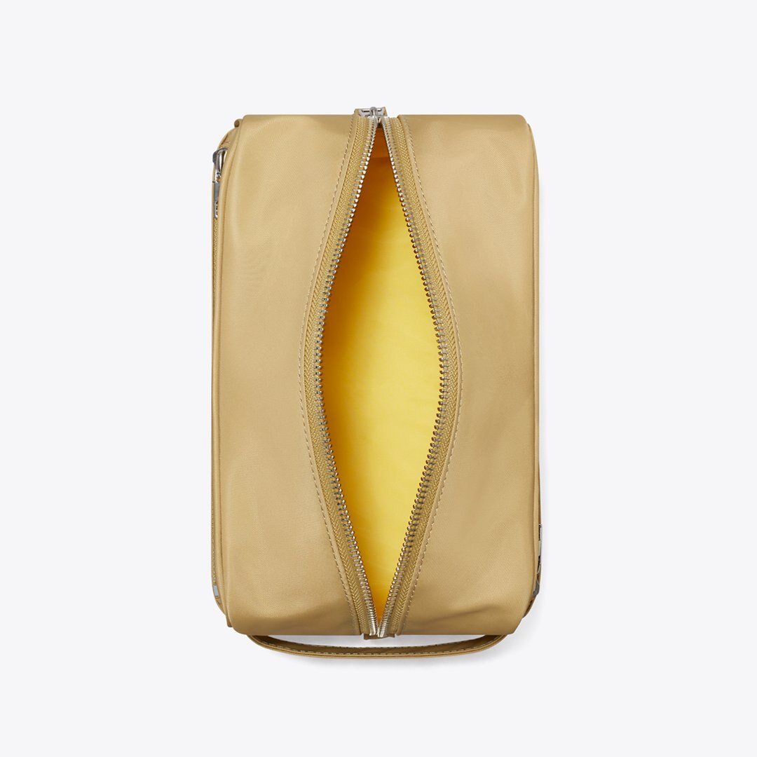Tory Burch Large Twist Cosmetic Case Wheat