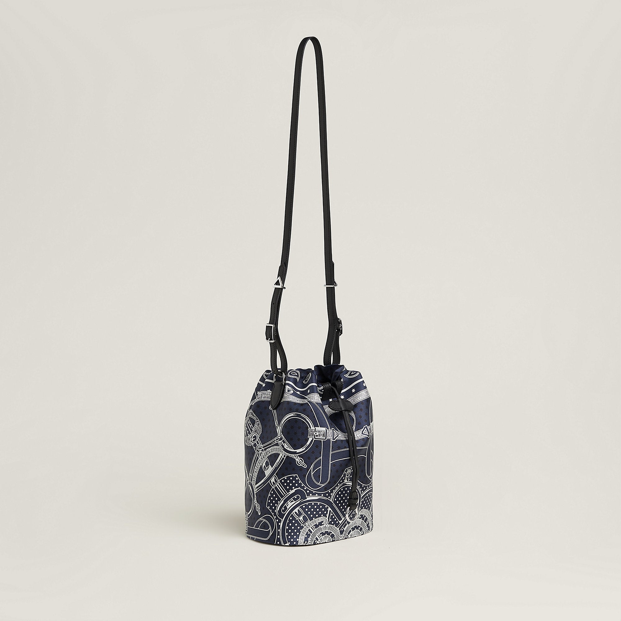  Hermes Lassoie Herms Bag Bleu Marine