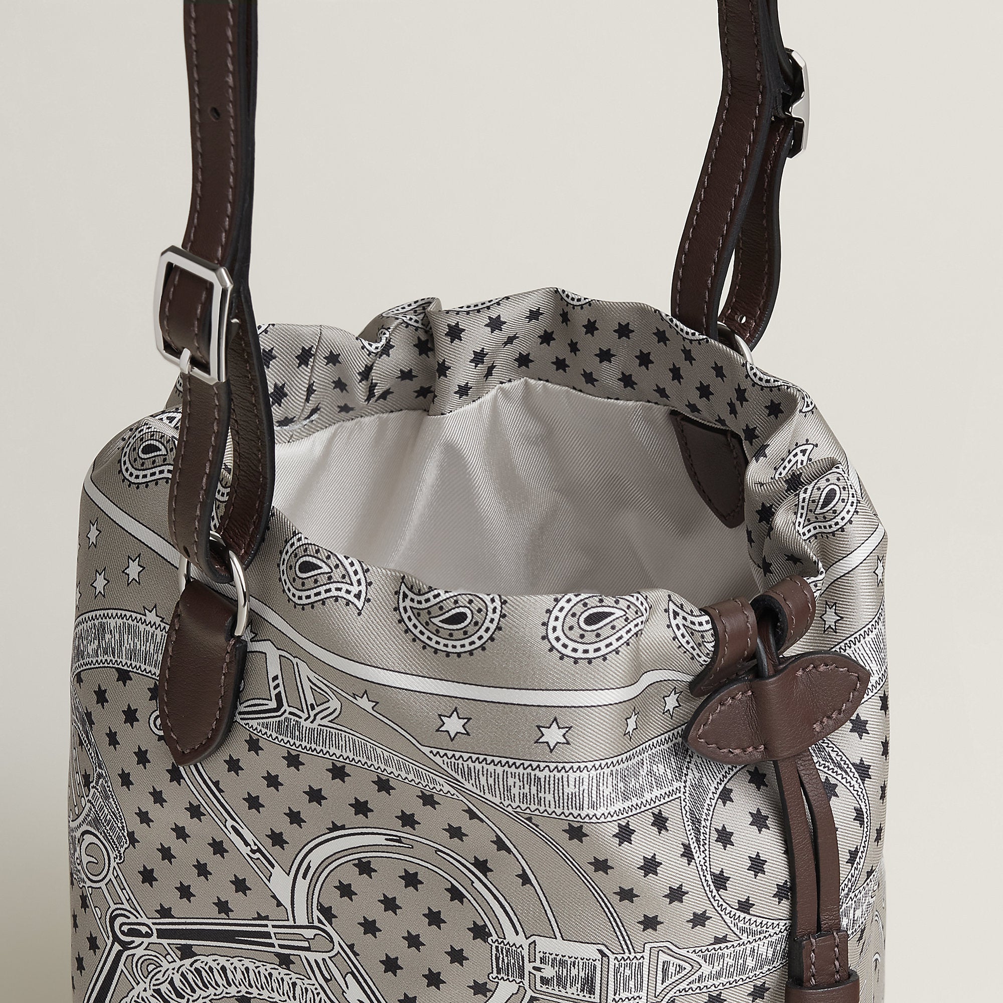  Hermes Lassoie Herms Bag Bleu Marine