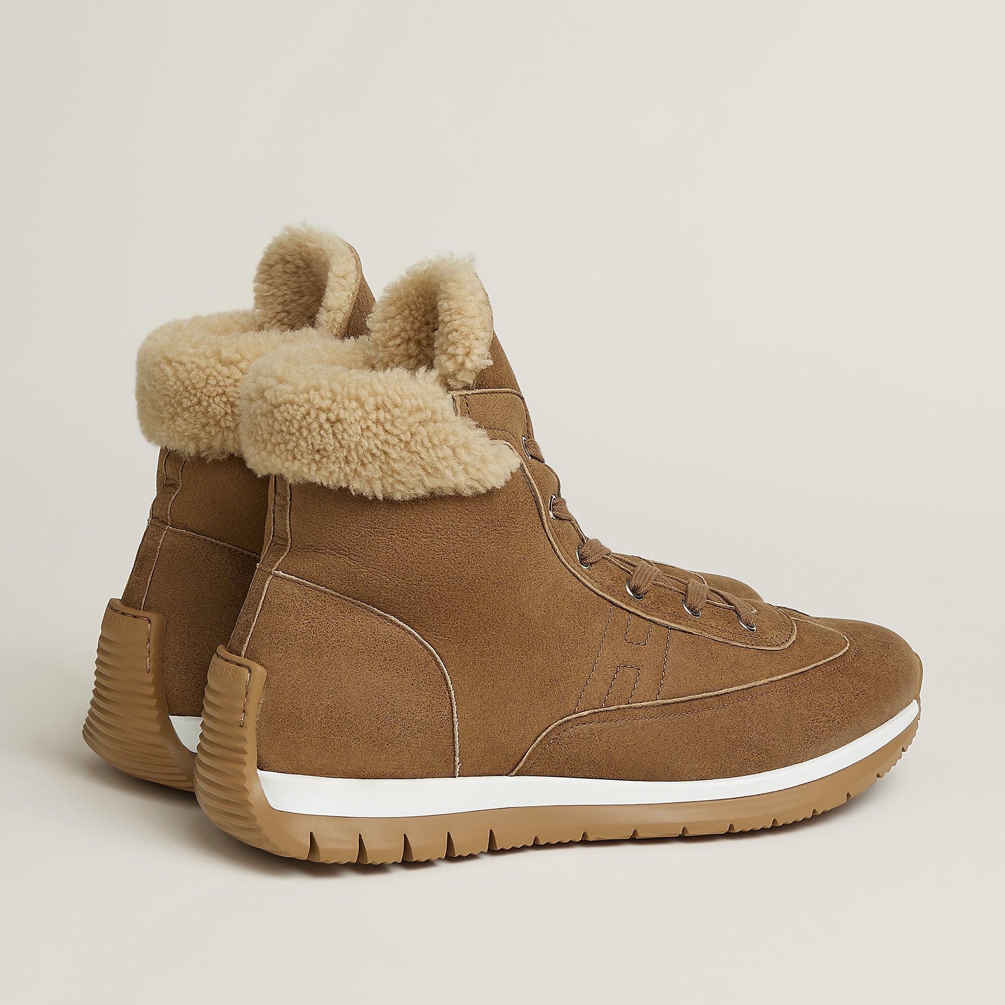  Hermes Lieva Sneaker Brun Fum