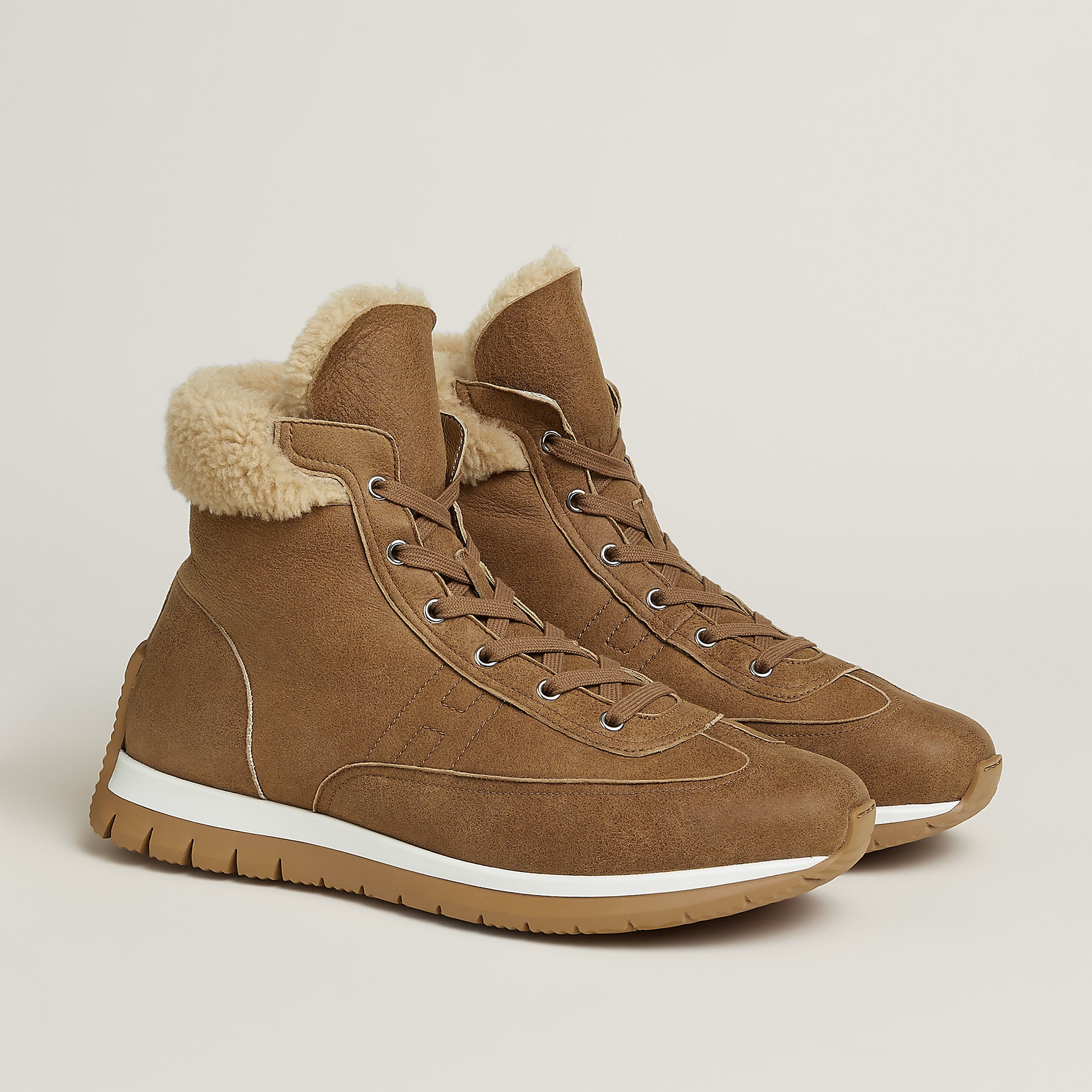  Hermes Lieva Sneaker Brun Fum