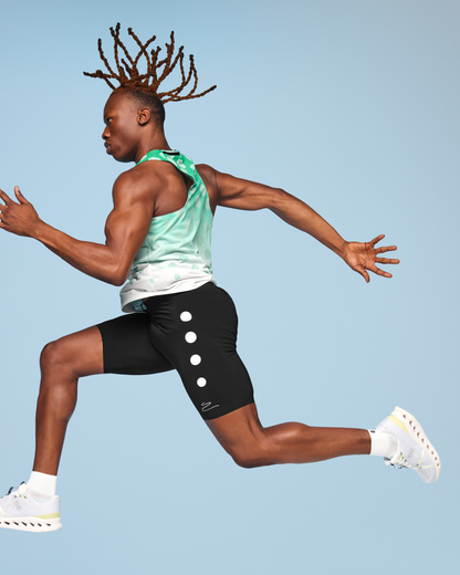 On Marathon Short Tight Distance Black