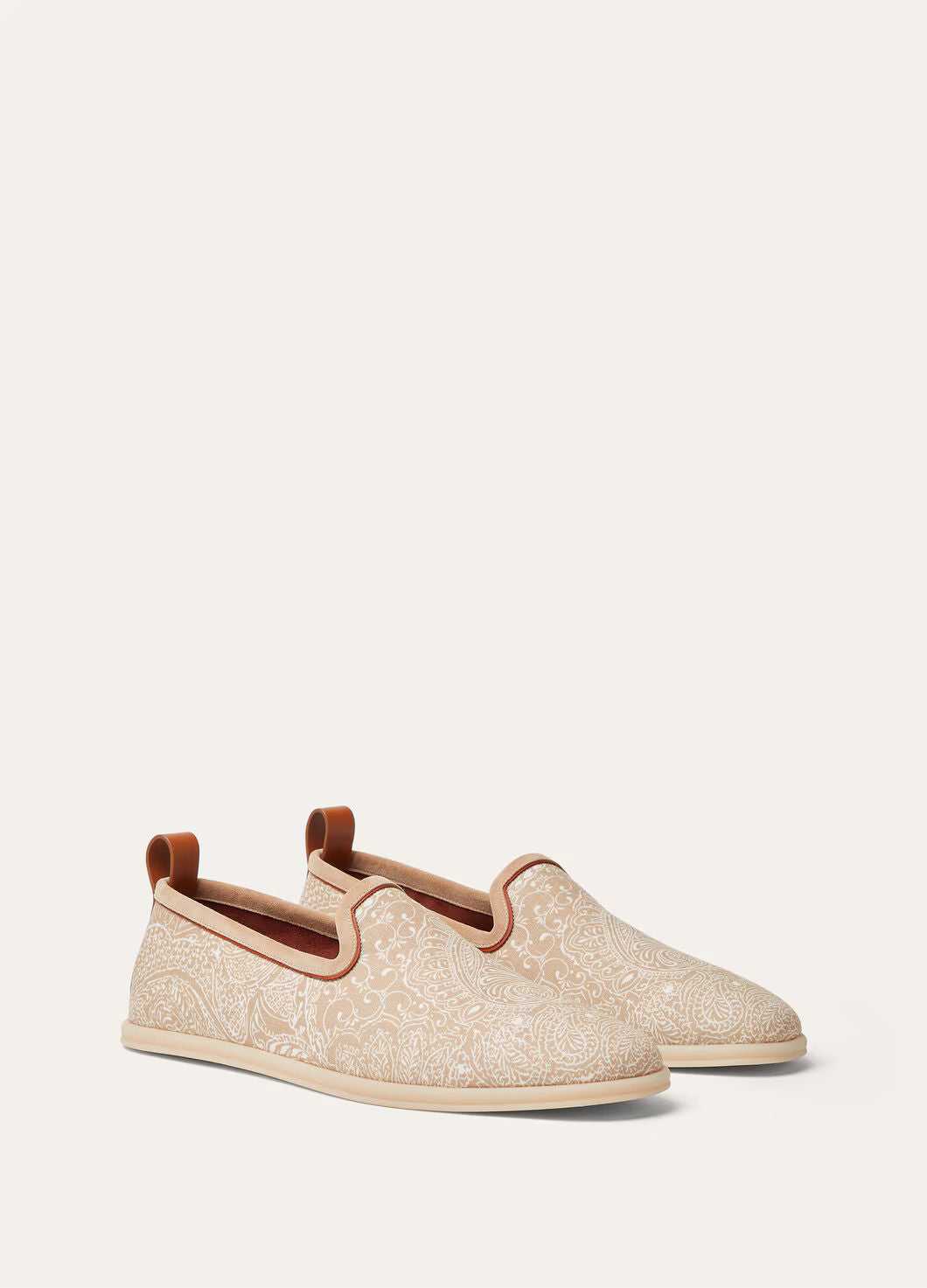 Venice Walk Flat Milk Amber/Pine Nuts