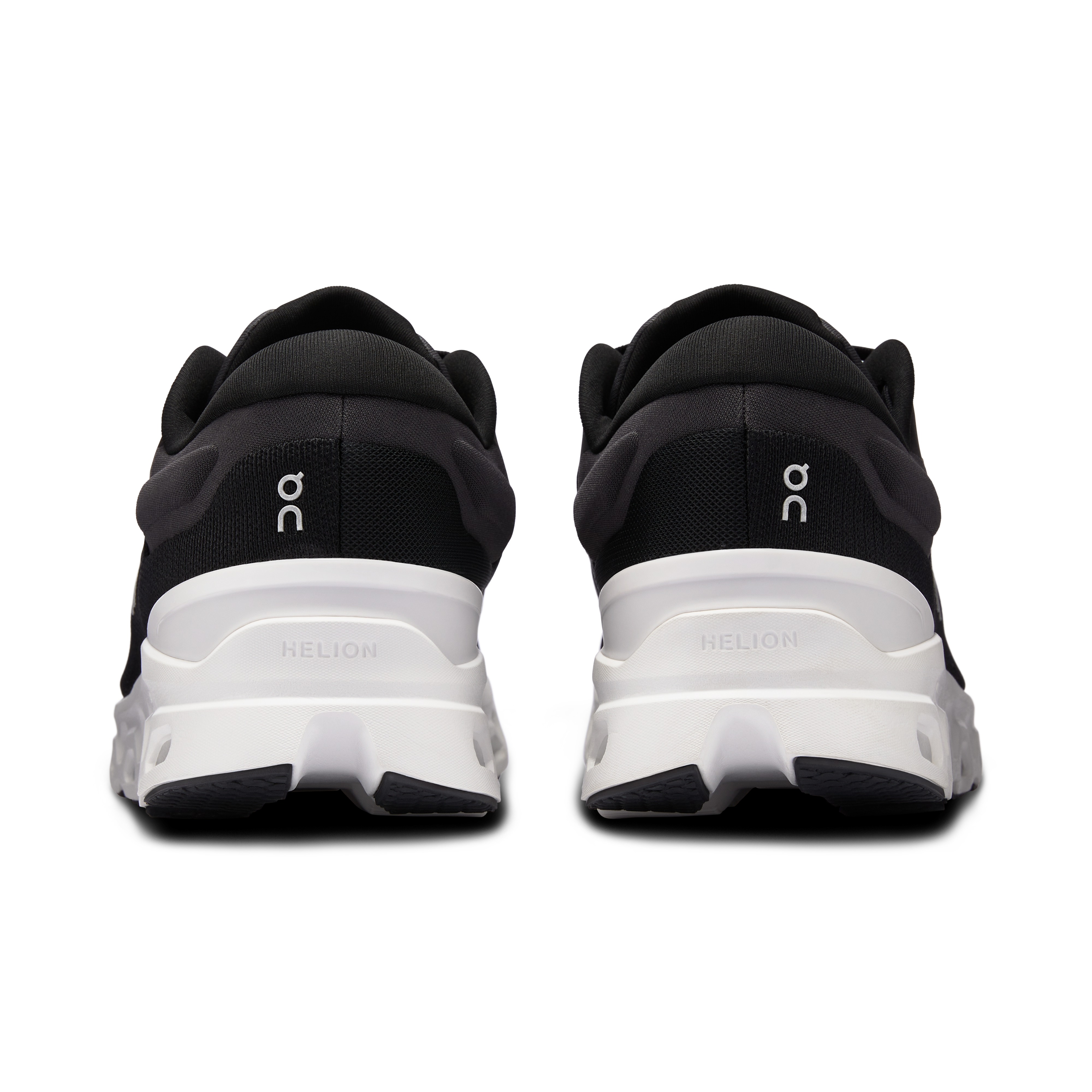 On Cloudstratus 3 Black Frost