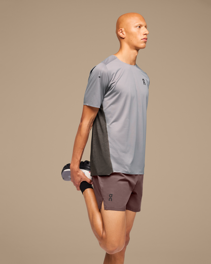 On Essential Shorts Grape | Black