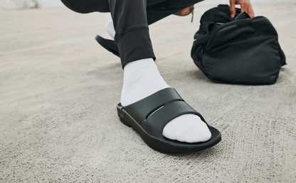 Oofos Men's Slide Black