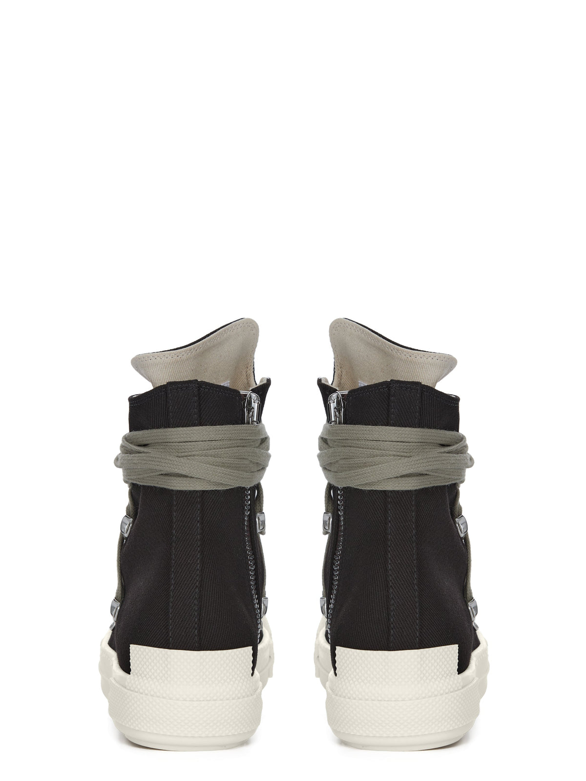 #color_black-milk-milk-milk