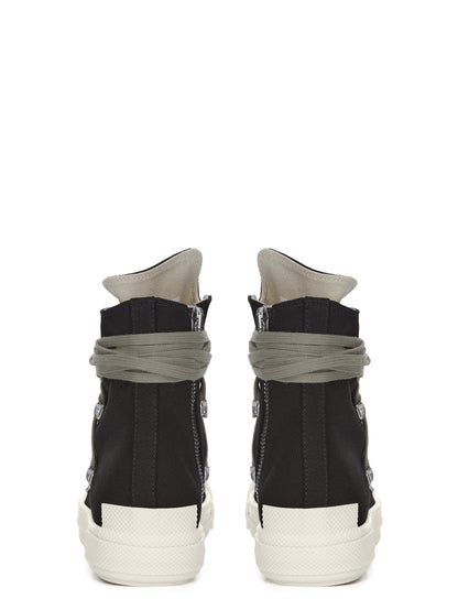 #color_black-milk-milk-milk