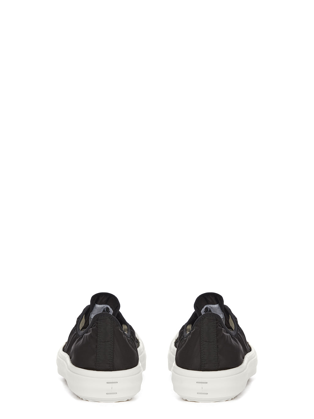 #color_black-milk-milk
