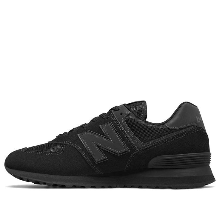 New Balance 574 Triple Black