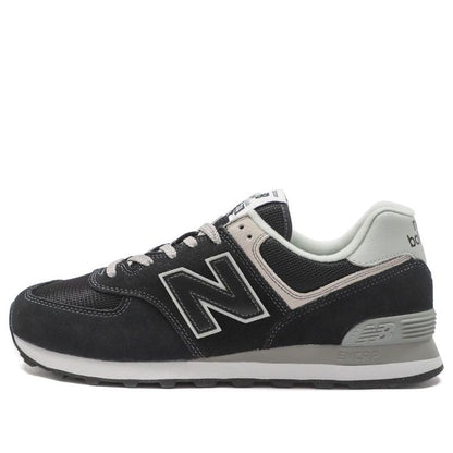 New Balance 574 Black White