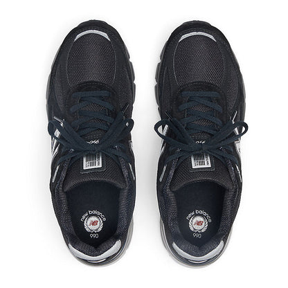 New Balance 990v4 MiUSA Black Silver