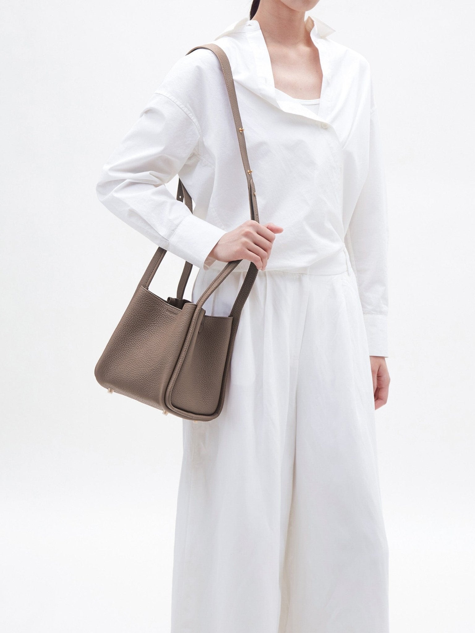 Songmont Medium Song Bag Taupe