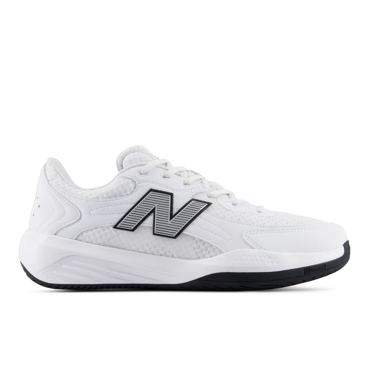 New Balance 696v7 White