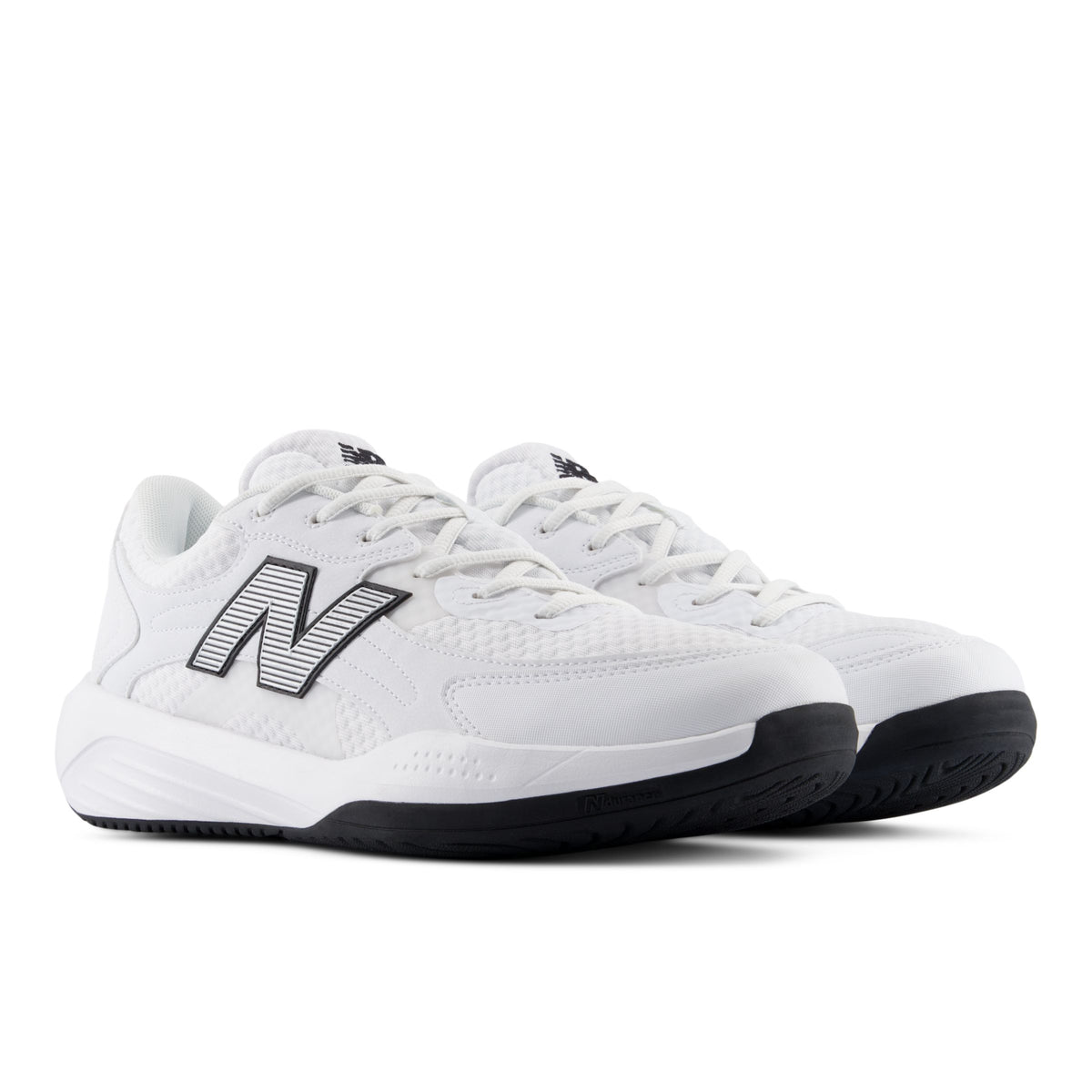 New Balance 696v7 White