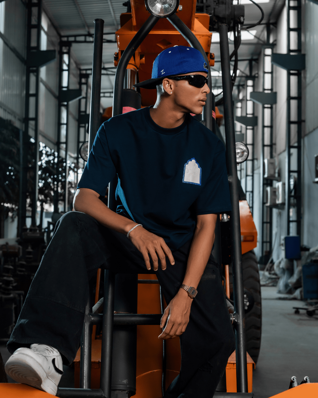 MIDNIGHT LADY SMOKE TEE