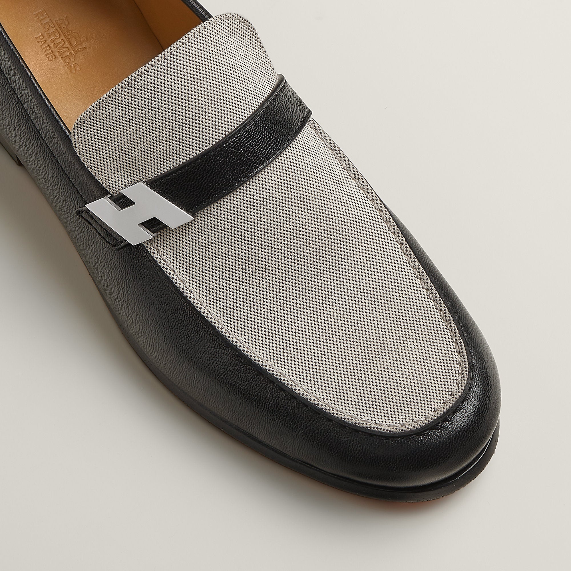 Hermes Milton Loafer Noir