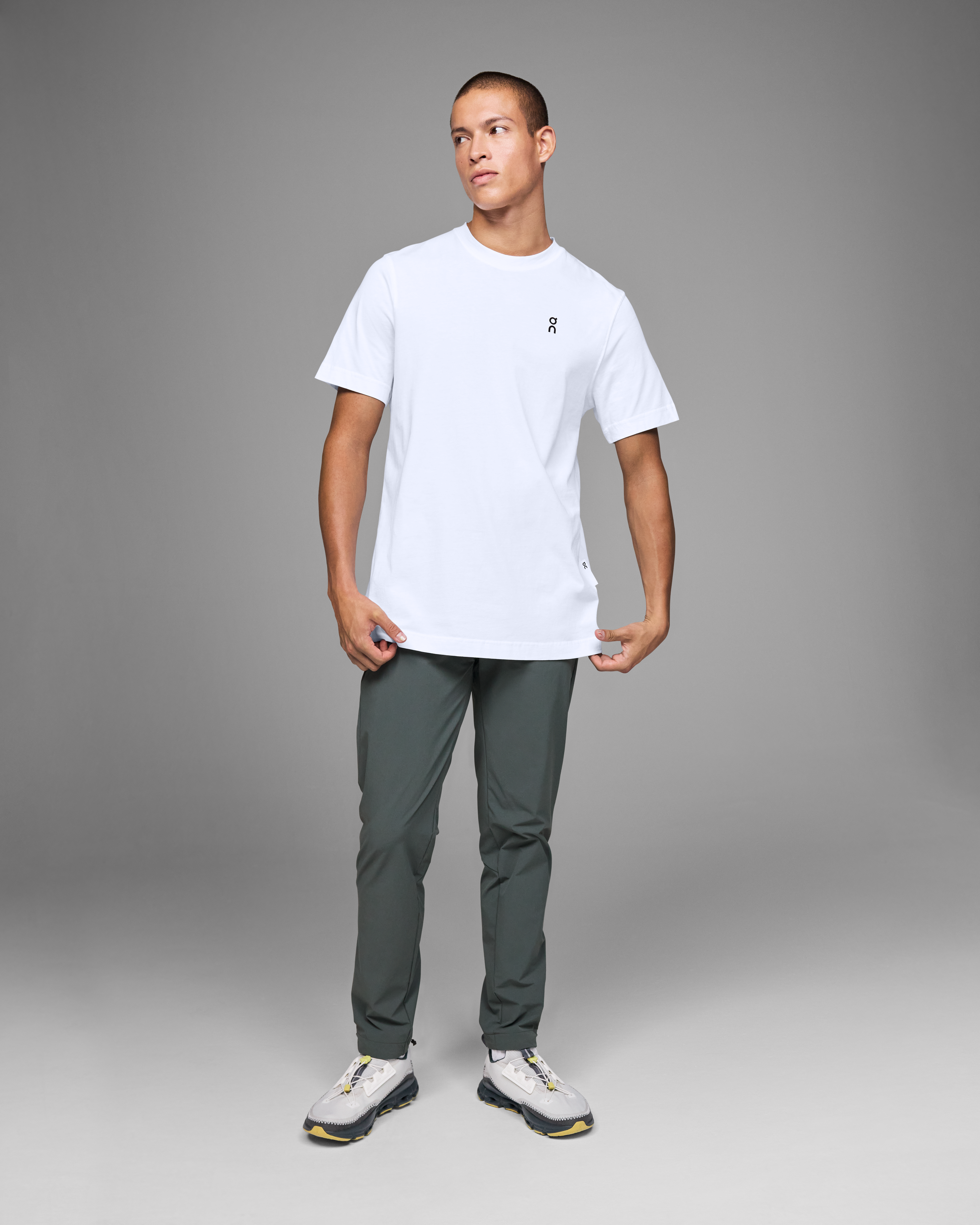 On Graphic-T White