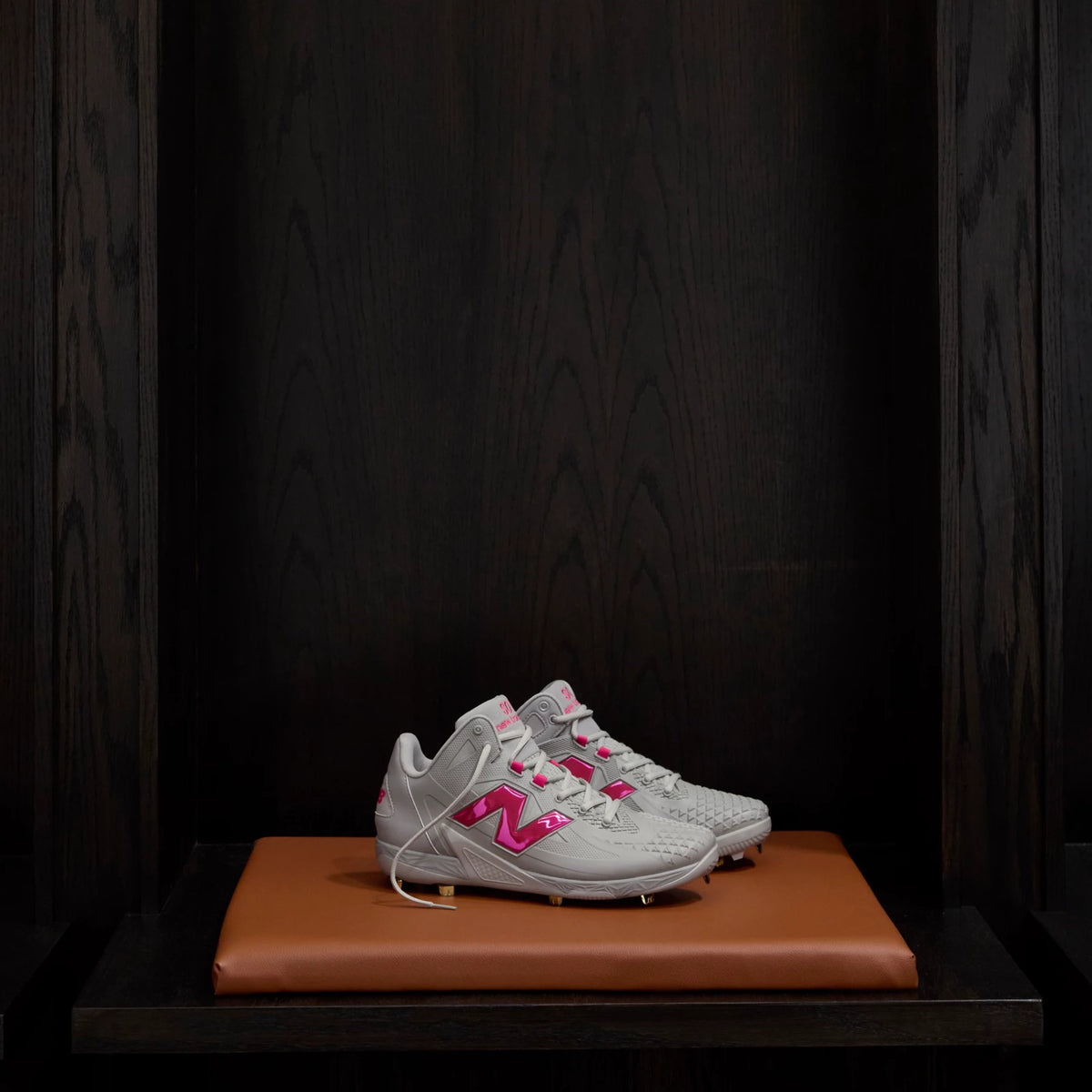 New Balance Fuelcell Ohtani 1 Mothers Day Team Away Grey with Pink
