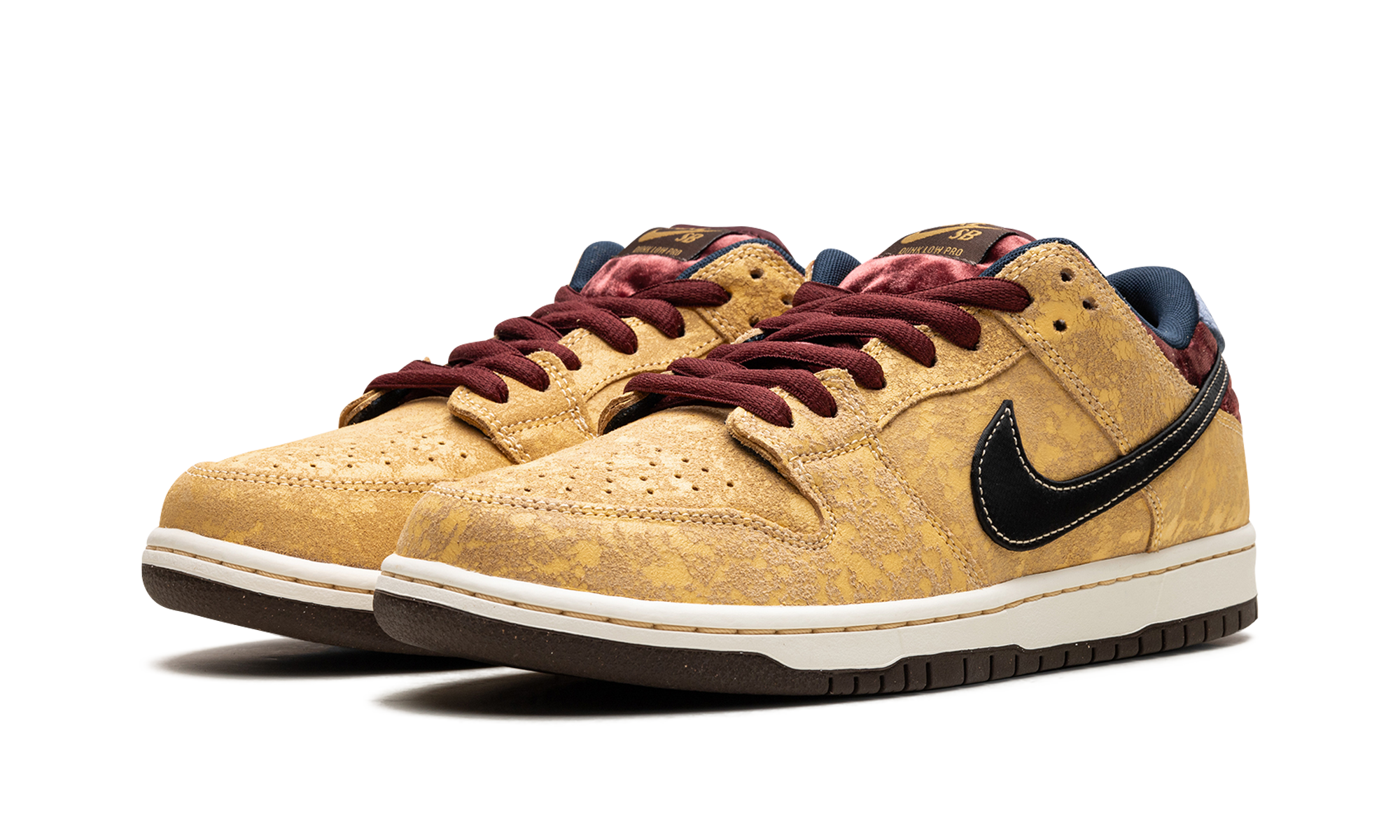Nike SB Dunk Low City of Cinema