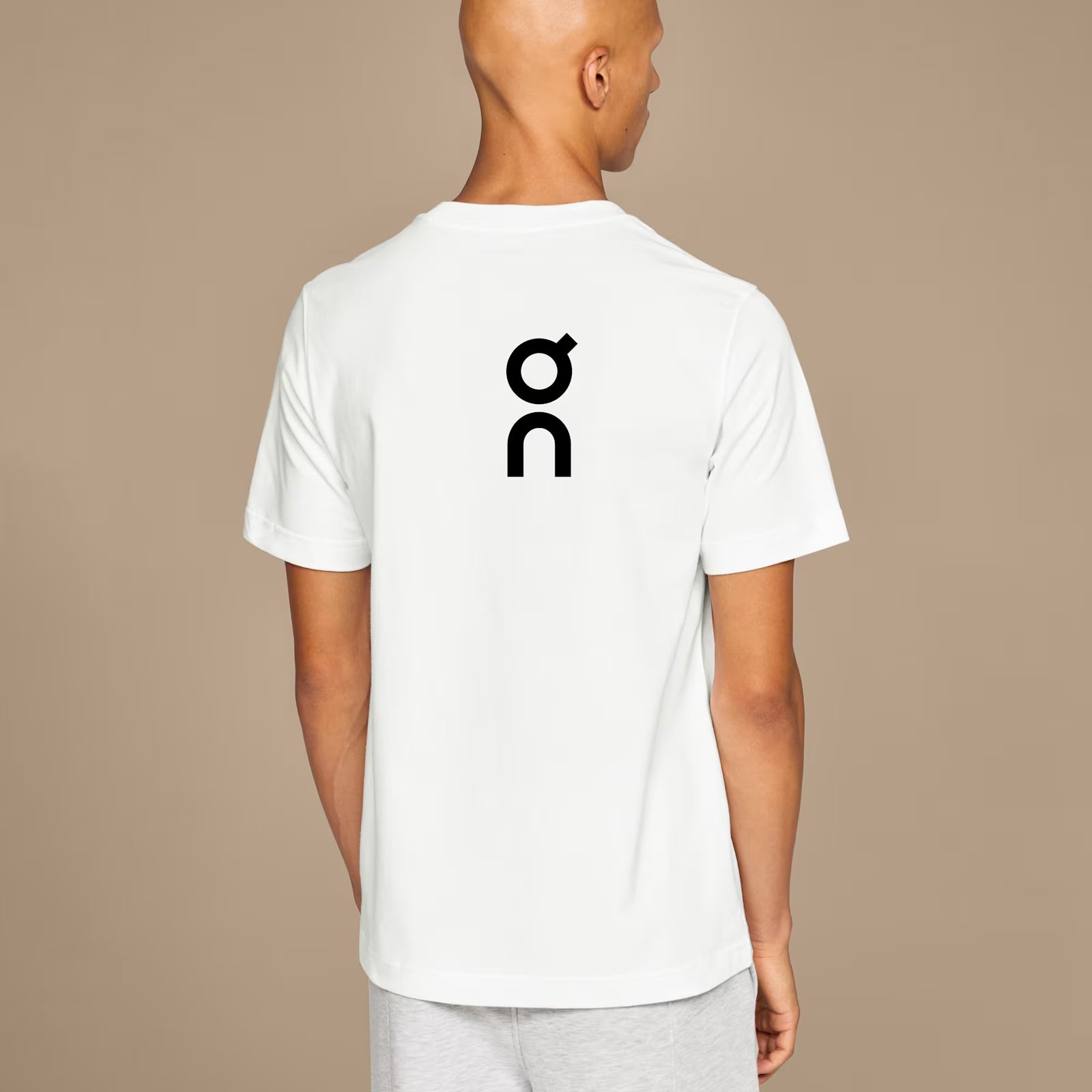 On Club-T White
