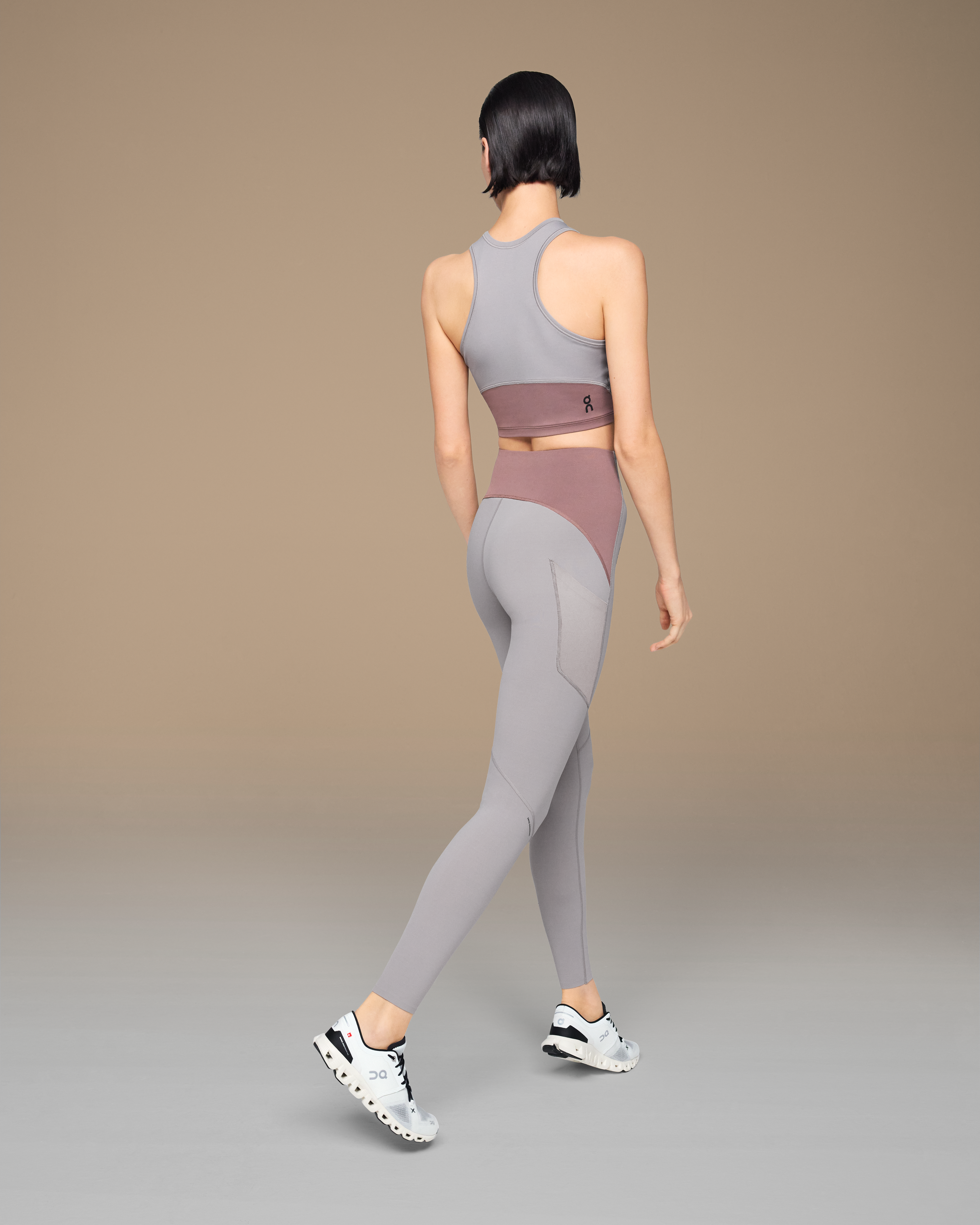 On Movement Crop Zinc | Grape (Women'S)