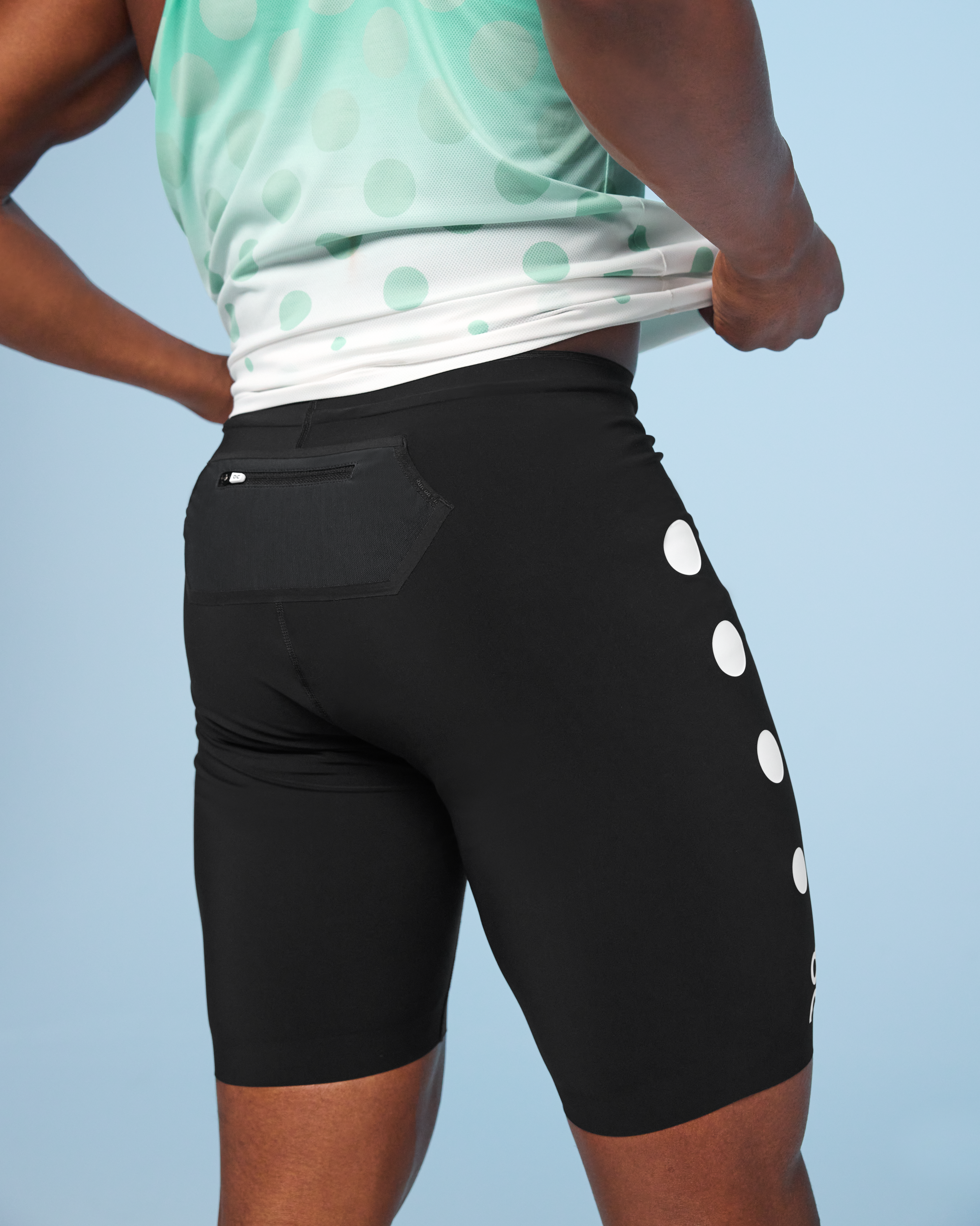 On Marathon Short Tight Distance Black