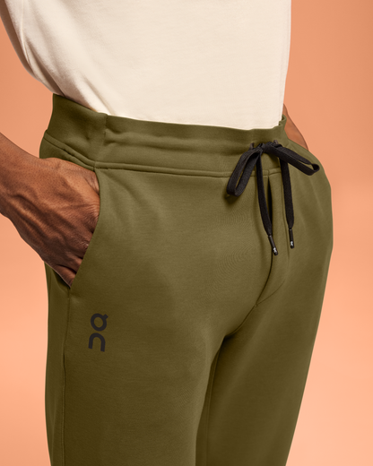on sweat pants Hunter