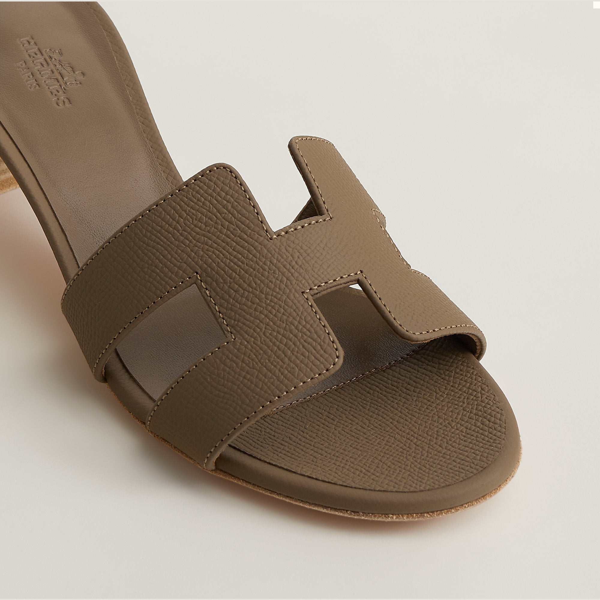  Hermes Oasis Sandal Toupe