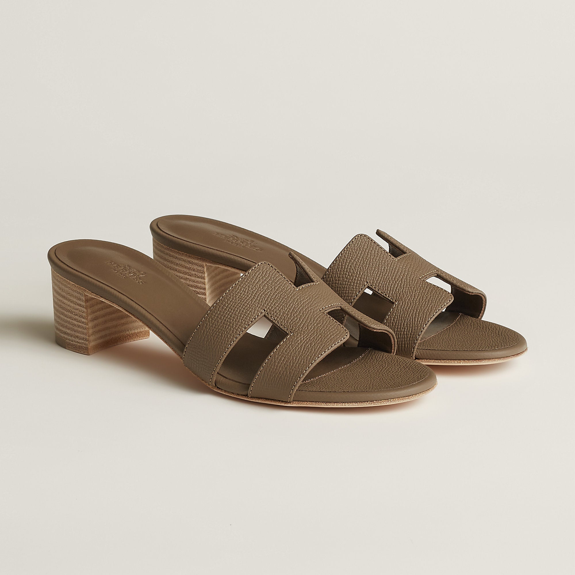  Hermes Oasis Sandal Toupe