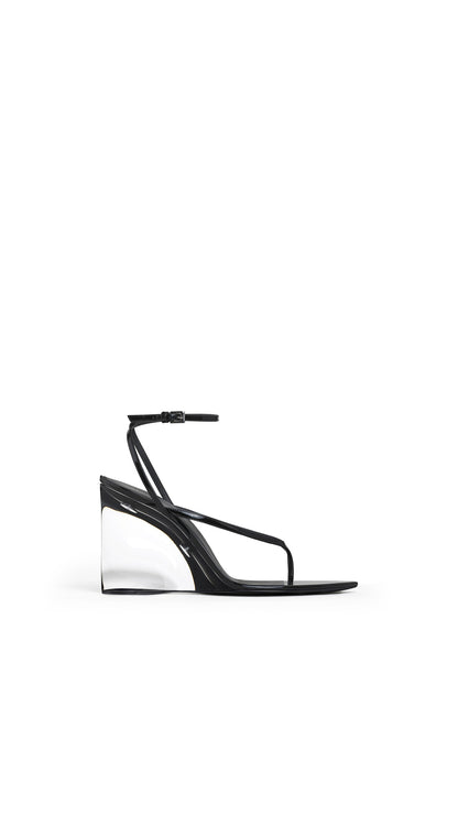 Alaïa Invisible Thong Sandals In Patent Calfskin