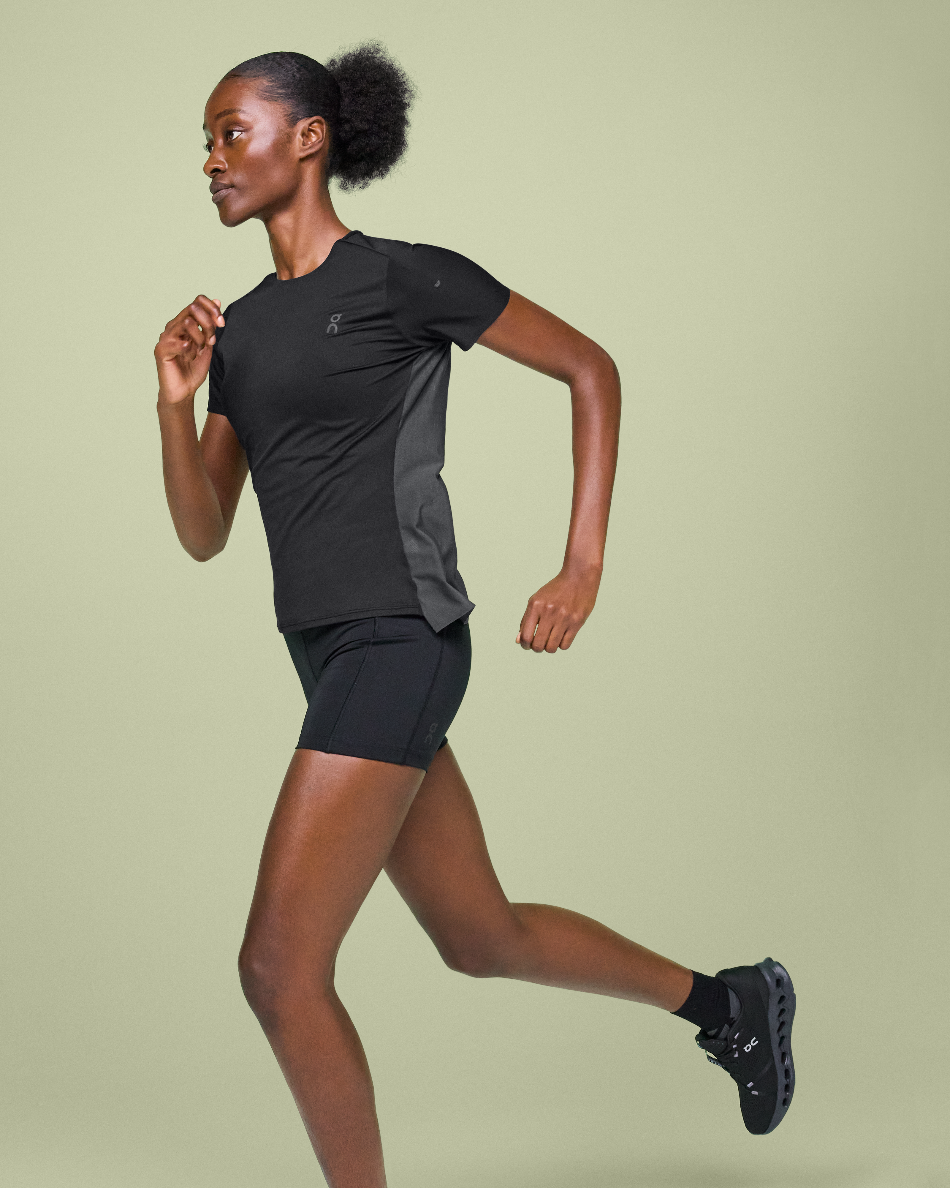 On Performance-T Black | Eclipse (Women's)