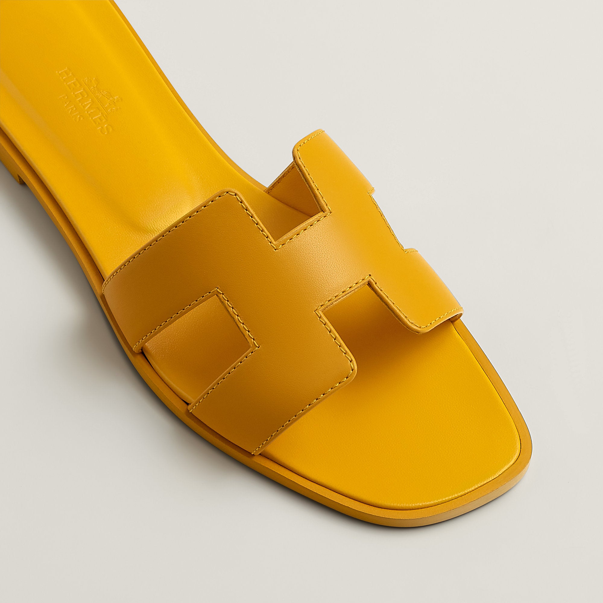  Hermes Oran Sandal Jaune Topaze
