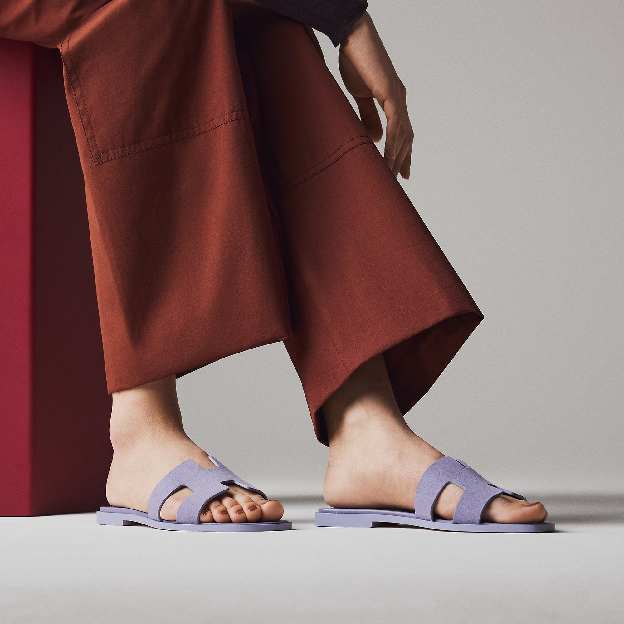  Hermes Oran Sandal Violet Glycine