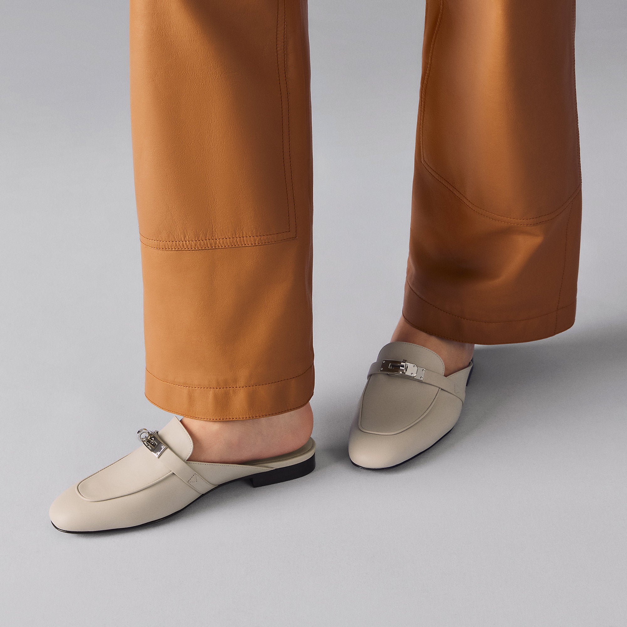  Hermes Oz Mule 32_Beige Nomad